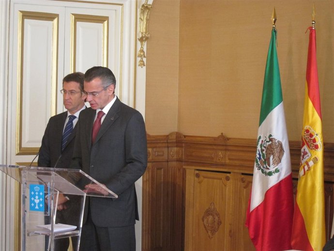 Comparecencia Conjunta De Feijóo Y El Director De Pemex