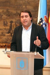 El alcalde de A Coruña afirma que la presencia de Pemex en Punta Langosteira supone "un futuro esperanzador"