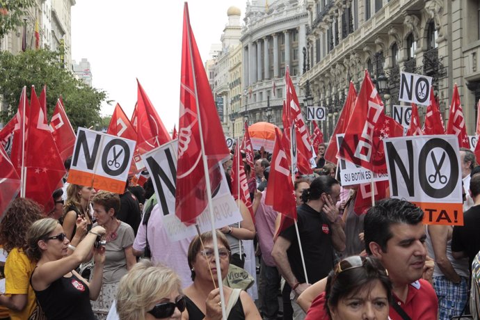 Manifestación en España por los recortes