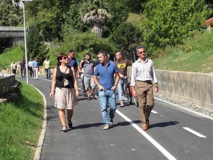 Inauguración del bidegorri Errekalde-Añorga