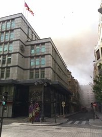 La Junta desplaza dos autombas y un agente para sofocar el fuego en el Ayuntamiento de León