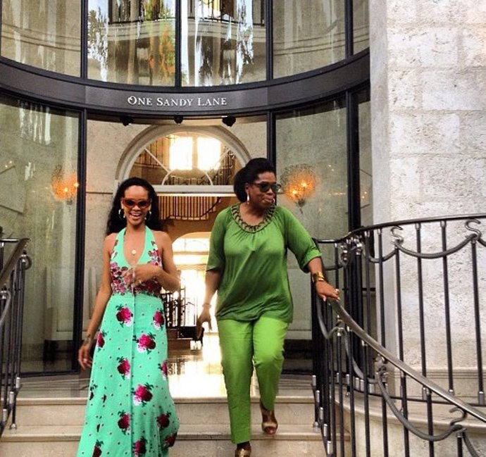 Rihanna y Oprah Winfrey
