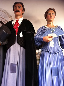 Gegants De Les Festes Majors De Gràcia