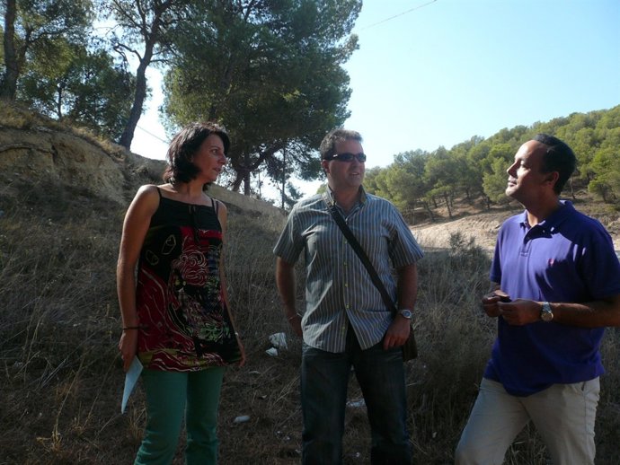 La concejal de CHA en Zaragoza, Leticia Crespo, en los Pinares de Venecia