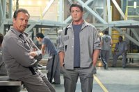 Stallone y Schwarzenegger encarcelados en 'The Tomb'