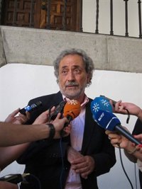 Chamizo cree que la supresión de la ayuda de 400 euros sería "una tragedia" y favorecerá "problemas de violencia"