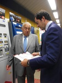 Cavero considera "muy satisfactoria" la venta del billete turístico pero apunta que "hay que mejorar la venta en origen"