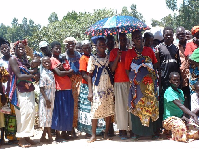 Burlada y Medicus Mundi colaboran contra la pandemia del VIH-SIDA en Uganda.