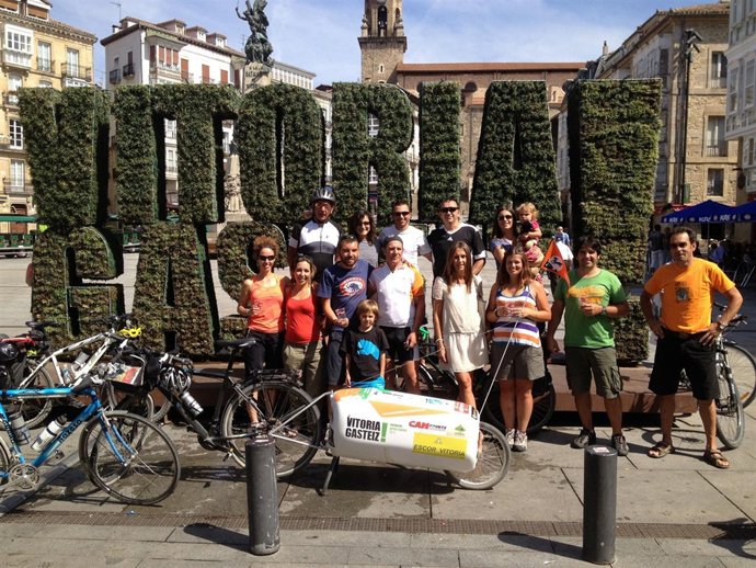 Llegada de cicloturistas proyecto sube a al bici