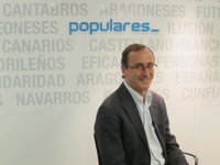 El PP entiende que los diputados que viven en Madrid también trabajan en su circunscripción y por eso cobran un sueldo