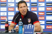 Simeone, sobre apostar por Oliver Torres: "Yo apuro no tengo y miedo menos porque tiene condiciones" 
