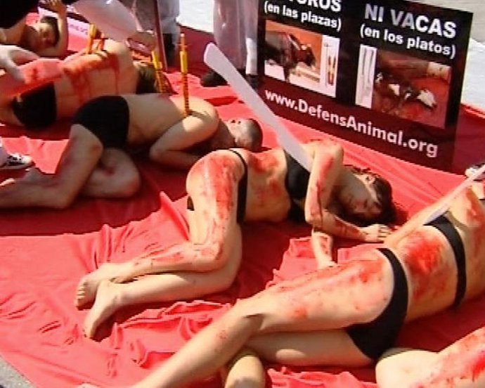 Activistas piden el fin de la fiesta taurina