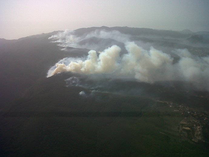 Imagen aérea del incendio de La Gomera