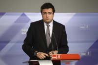 PSOE apoyará al Gobierno en lo que decida sobre la huelga de hambre de los presos de ETA