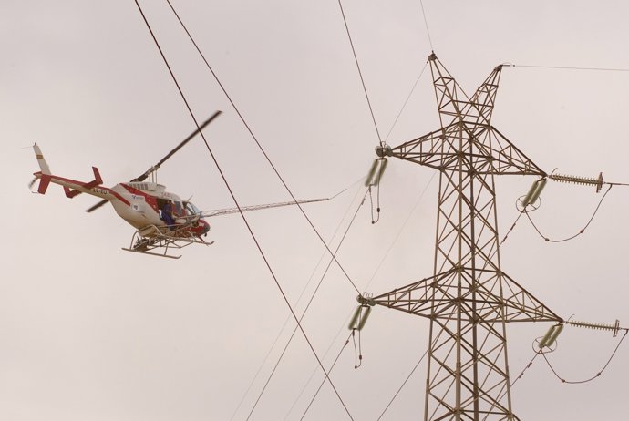 Limpieza De Aisladores De Alta Tensión