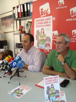 Frías (i) y Écija, en rueda de prensa