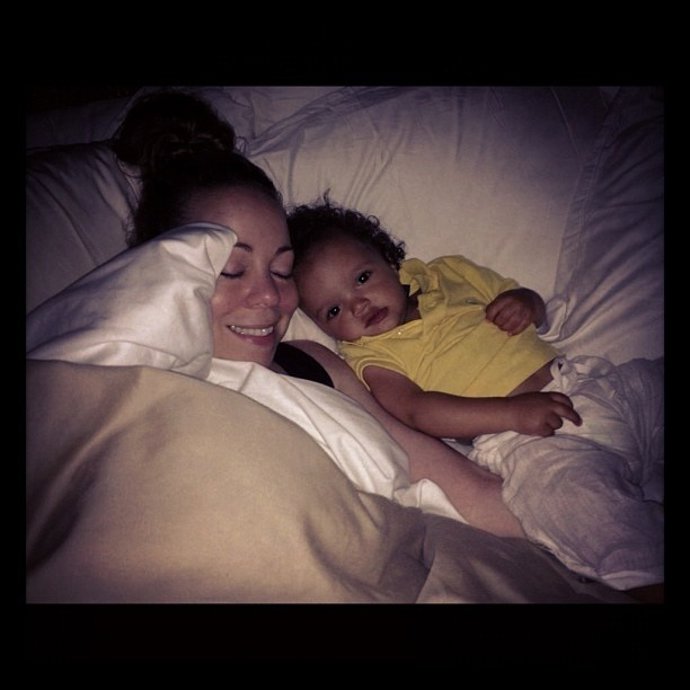 Mariah Carey junto a su hijo Morrocan