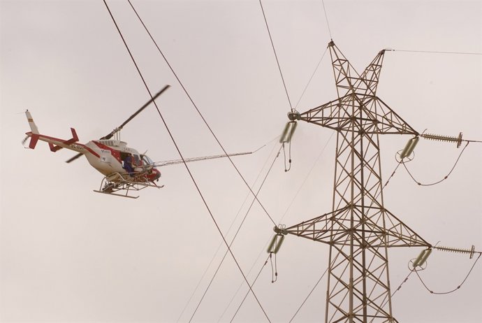 Limpieza De Aisladores De Alta Tensión