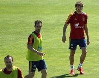 Fútbol.- Juanfran se pierde el estreno liguero ante el Levante por un esguince en la rodilla de grado I-II