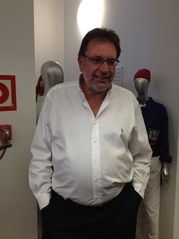 El Conseller De Bienestar Social Y Familia, Josep Lluís Cleries