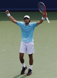 Tenis/Cincinnati.- Chardy sorprende a Murray y Federer avanza a cuartos tras ganar a Tomic