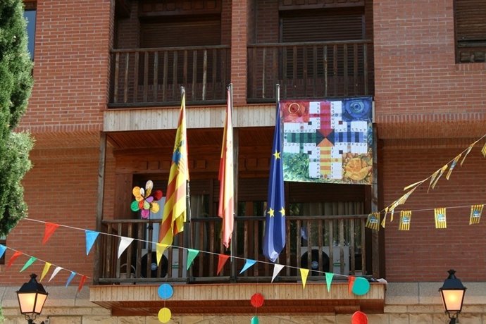 La localidad de El Grado ambientada para el Campeonato Mundial del Parchís