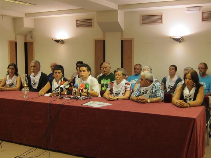 Rueda De Prensa De Etxerat.