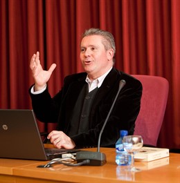 El Profesor De La US Manuel Ángel Vázquez Medel