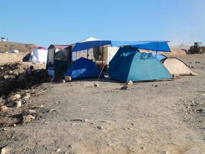 Acampados desalojados