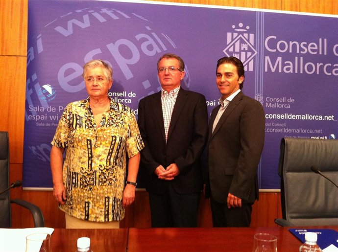 Moner, Rotger Y Moreno Presentan La Programación 2012/23 Del Teatro Principal