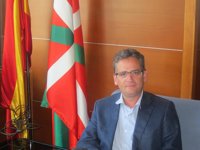 Basagoiti dice que en democracia "no se aplican las leyes de ETA"