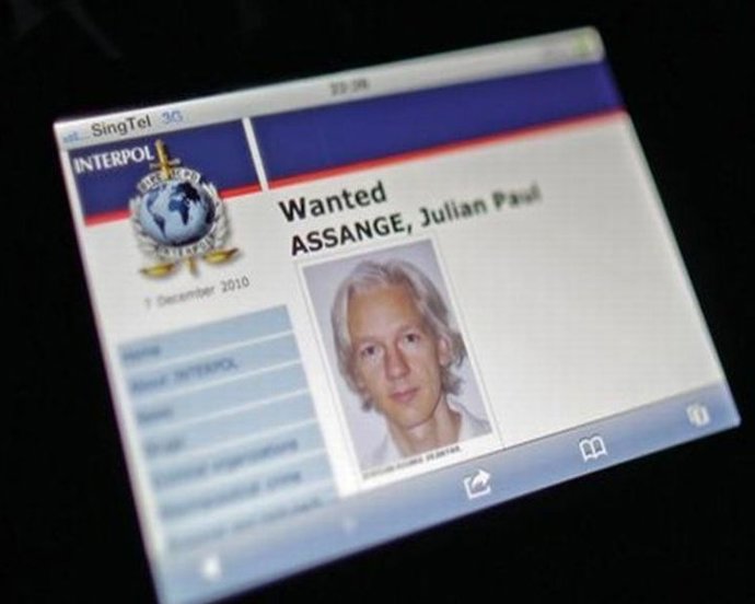 Reino Unido quiere extraditar a Assange
