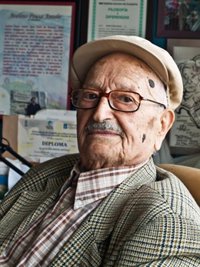 El Ayuntamiento de Teo (A Coruña) acogerá el martes un homenaje a Avelino Pousa Antelo, que fue "ejemplo de generosidad"