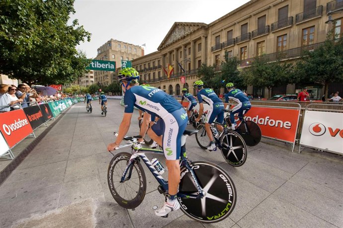 Ciclistas de la Vuelta a España en Pamplona.