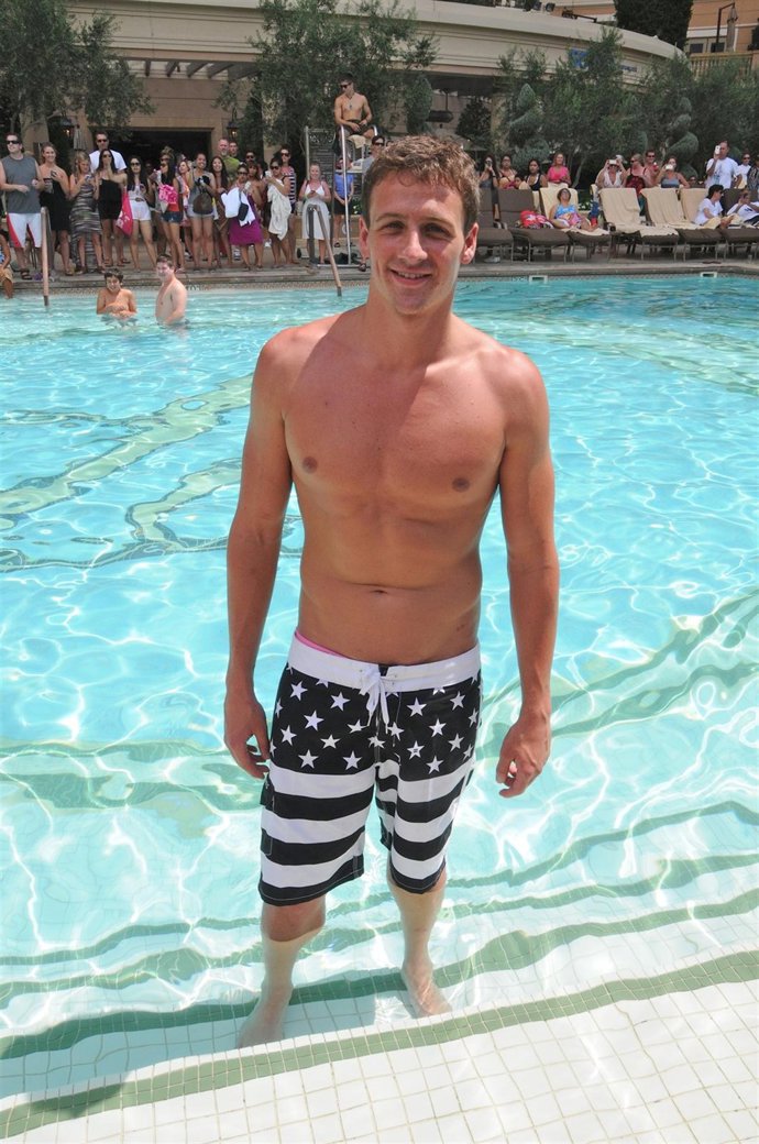 Ryan Lochte en la piscina 