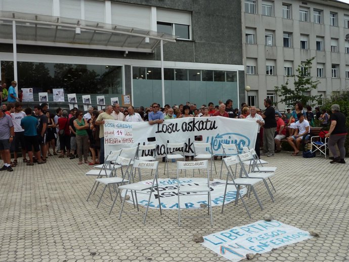 Concentración Herrira Hospital Donostia