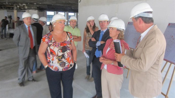 Plañiol visitando las obras de los nuevos juzgados de Ventura Rodríguez