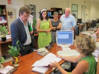 El PSOE defenderá en el Parlamento extremeño una Ley de Renta Mínima de Inserción con el fin de que "nadie pase hambre"