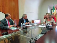 Teniente pide "prudencia" respecto a los posibles recortes en Educación porque "no hay nada cerrado"