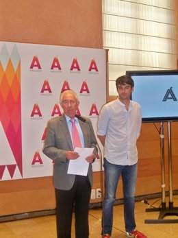 A la izquierda, Francisco Bono