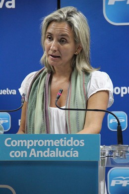 La portavoz de Medio Ambiente del PP-A, Carolina Fernández-Vigo. 