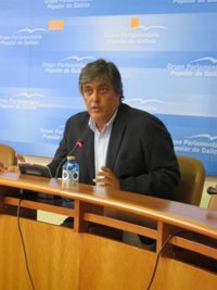 Puy afirma que Feijóo fijará las elecciones en base a "lo que sea mejor" para Galicia y pide "respeto" para su decisión