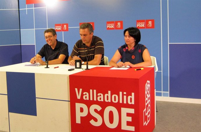 Los Socialistas Jorge Félix Alonso, Javier Izquierdo Y Ángela Marqués