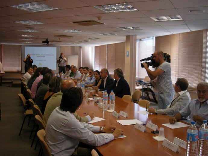 Reunión Entre La Federación Hotelera Y Las Entidades Financieras