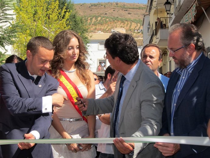Ruiz, La Reina De Las Fiestas, Valderas Y Pérez En Apertura De Expohuelma 2012.
