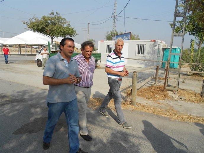 Gómez visita los recintos para la Feria