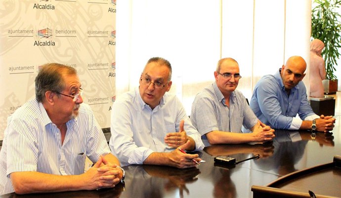 Rueda de prensa de balance del Electrobeach 2012