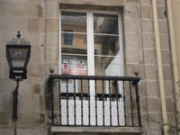 Facua: los 'desahucios exprés' potenciarán la especulación inmobiliaria"