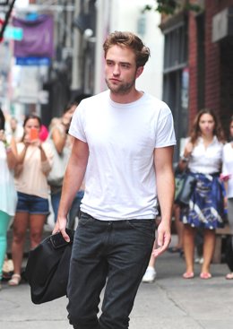 Robert Pattinson