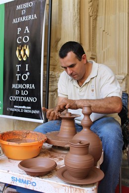 Demostración de alfarería en Baeza